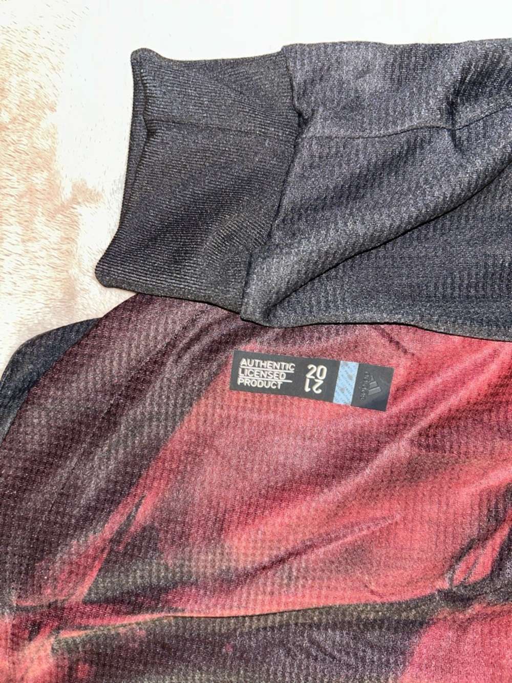 VERY RARE Adidas FC Bayern München 2020/21 Pre-Match Jersey Black Red Geometric - Picture 5 of 7